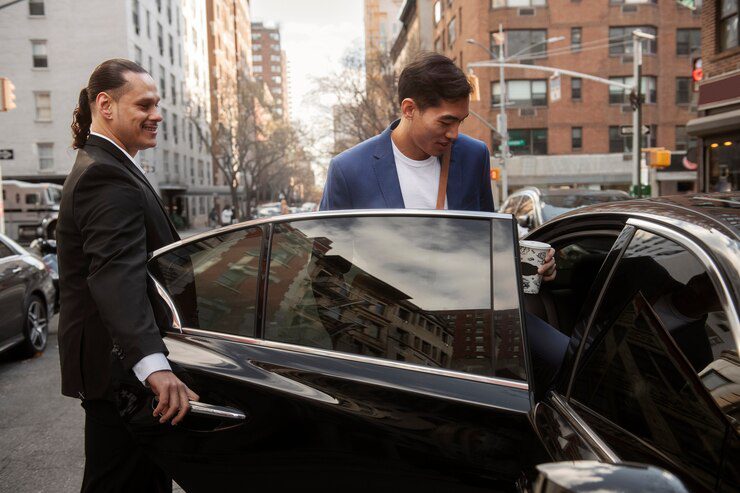 The Benefits of a Private Chauffeur Service